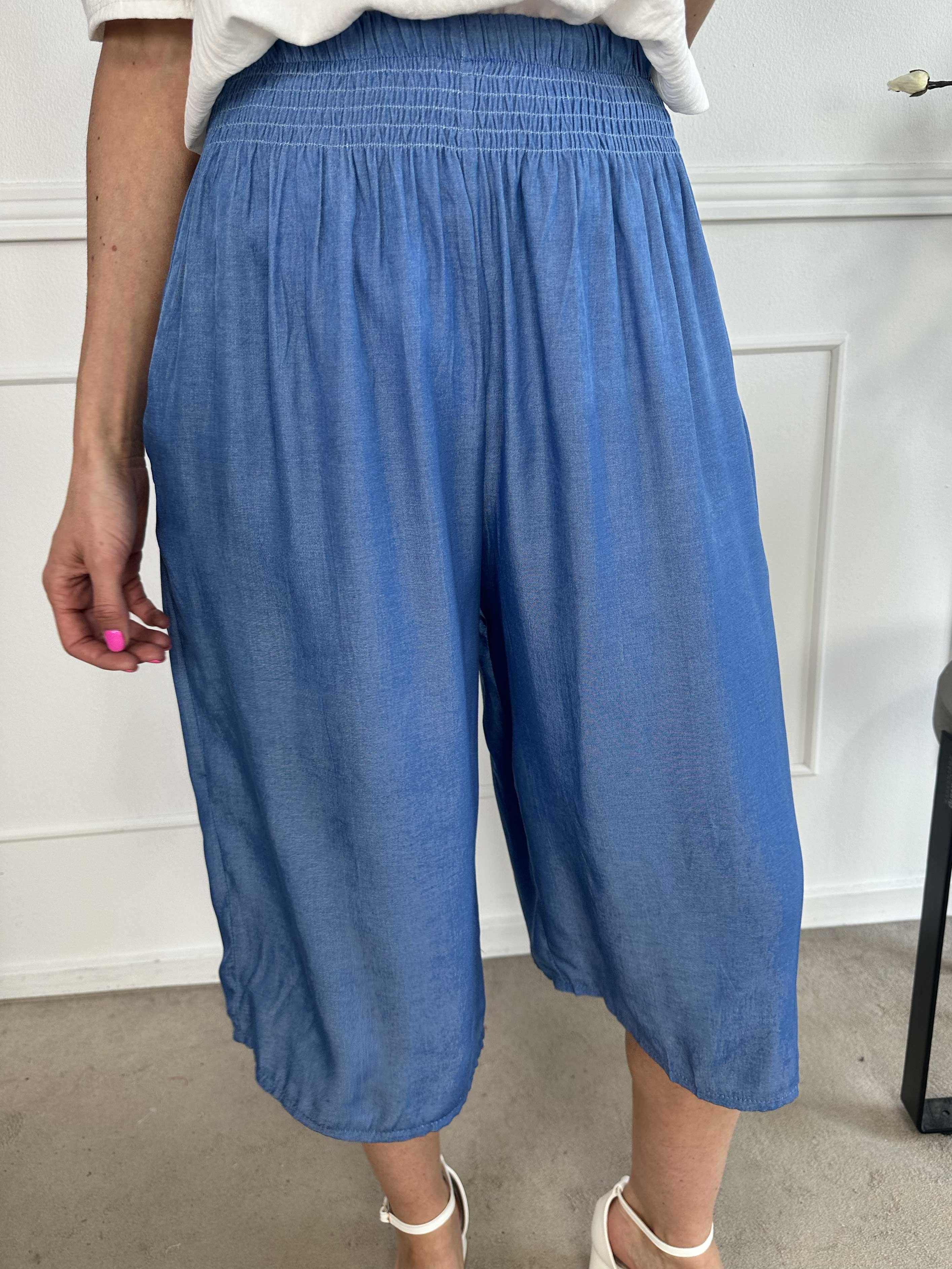 Pams Denim Knickers - Knälånga byxor med resår i midjan